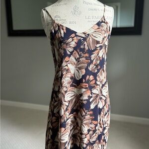 Love Sadie Floral Maxi Dress – Size Small